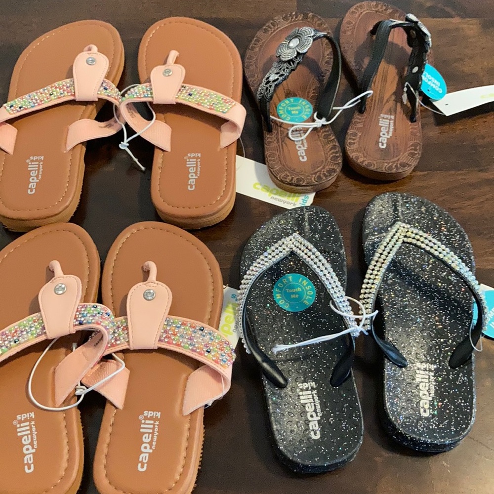 Girls sandals